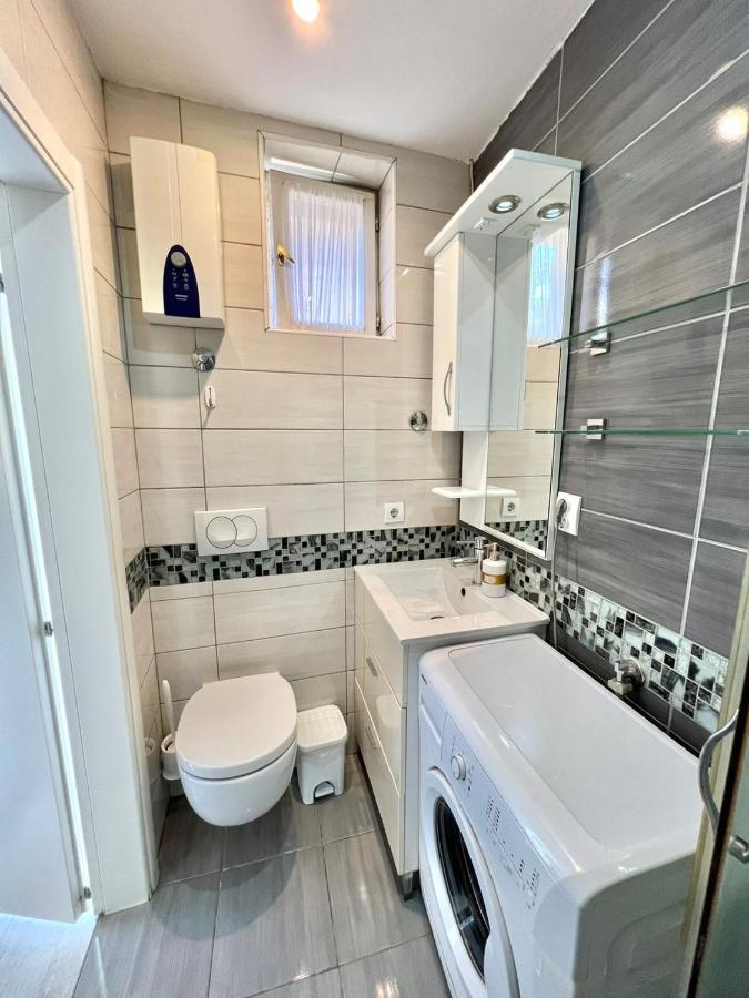 Apartment Kiki โกตอร์ ภายนอก รูปภาพ