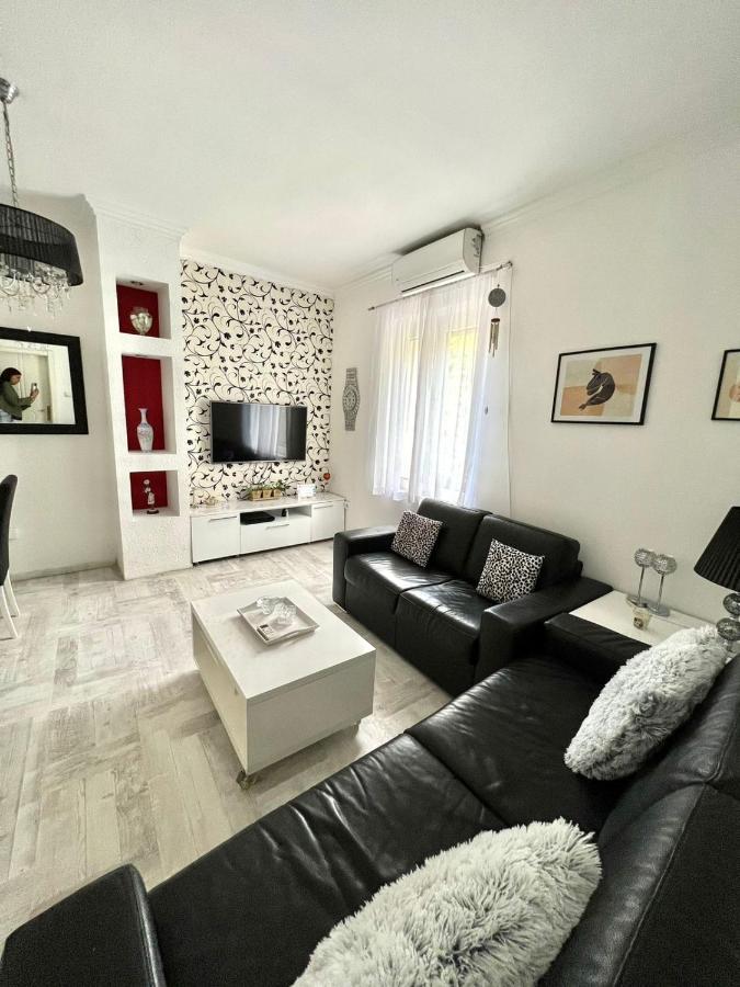 Apartment Kiki โกตอร์ ภายนอก รูปภาพ