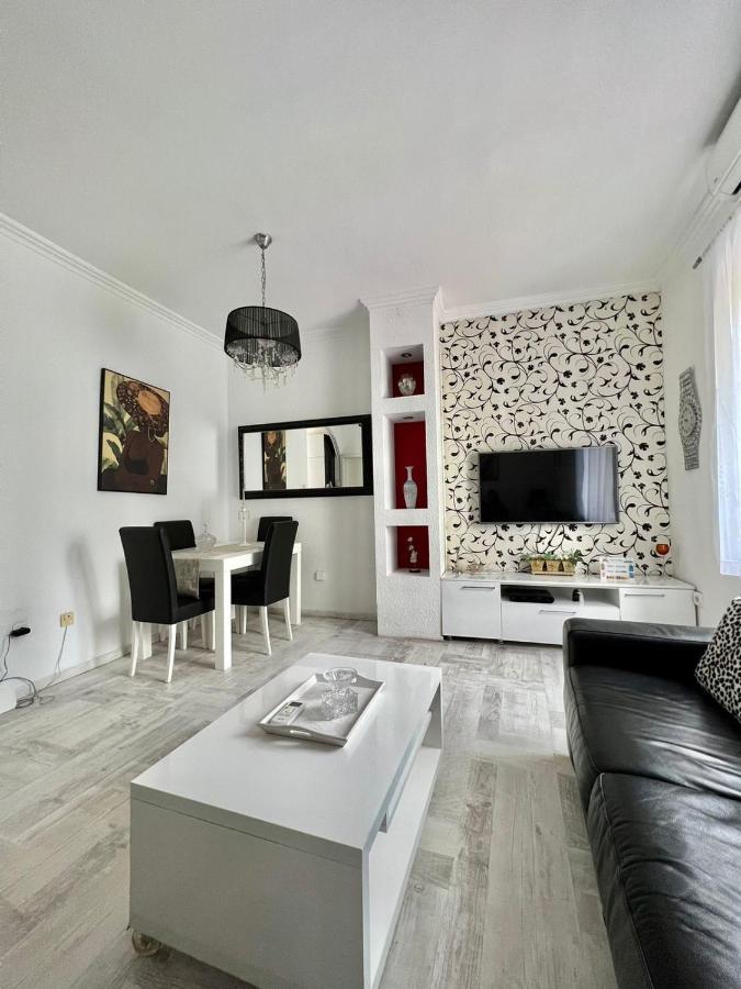 Apartment Kiki โกตอร์ ภายนอก รูปภาพ